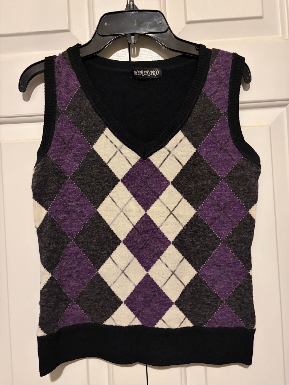 Women's Purple Argyle V-Neck Sweater Vest